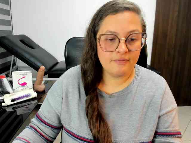 SaraThonson webcam