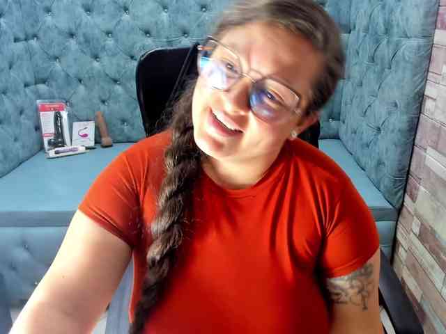 SaraThonson webcam