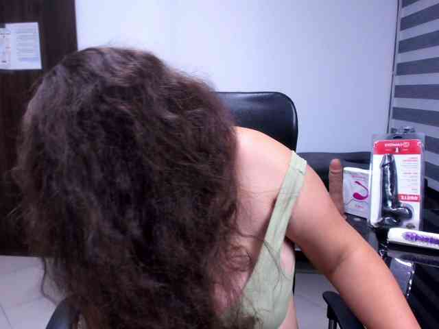 SaraThonson webcam