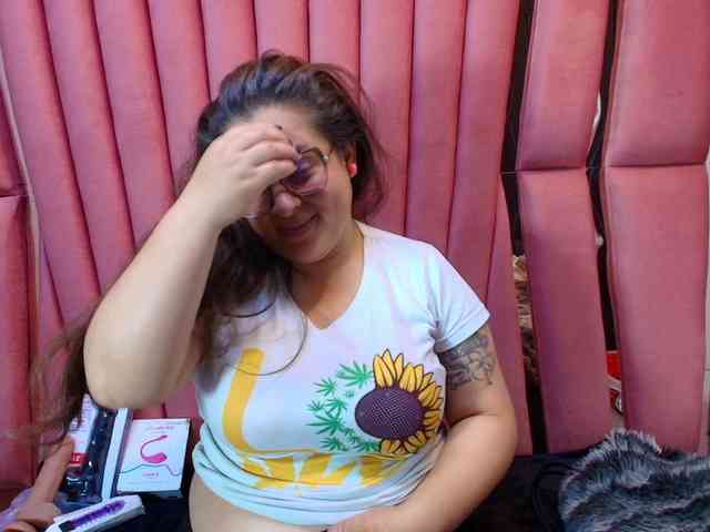 SaraThonson webcam