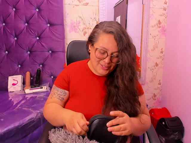 SaraThonson webcam