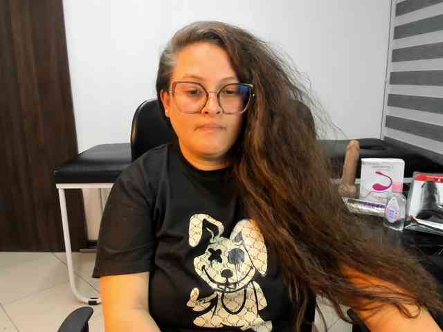 SaraThonson webcam
