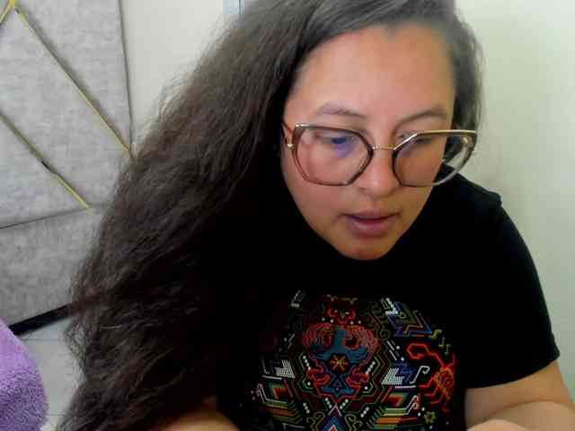 SaraThonson webcam