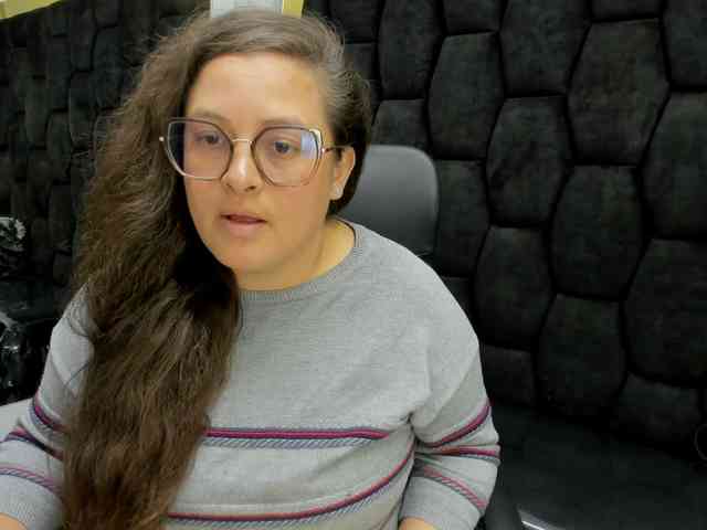 SaraThonson webcam