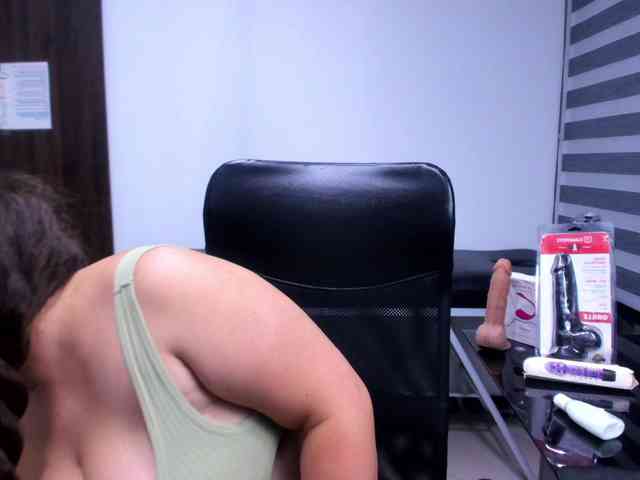 SaraThonson webcam