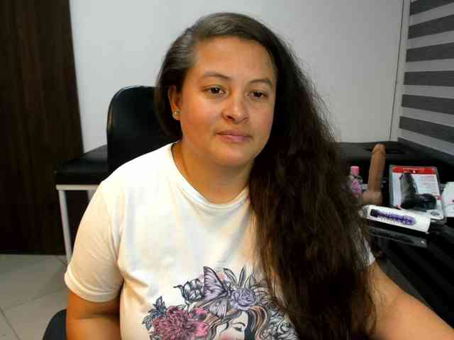 SaraThonson webcam