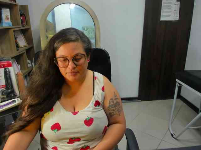 SaraThonson webcam