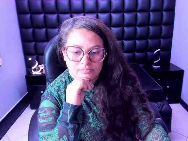 SaraThonson webcam