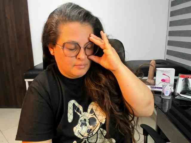 SaraThonson webcam