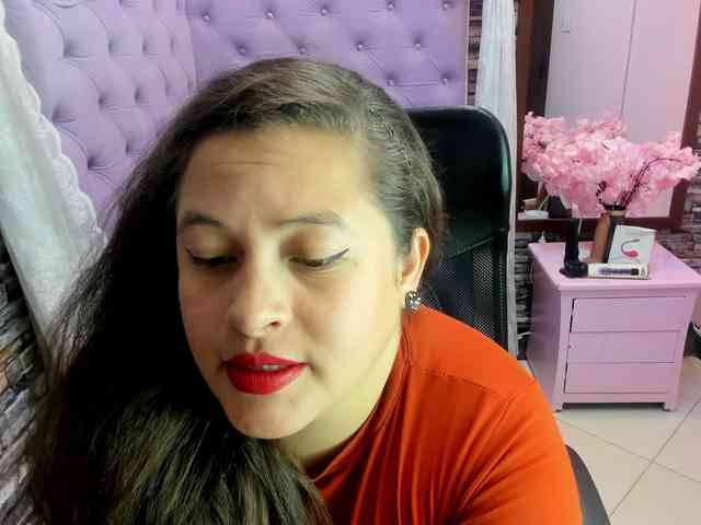 SaraThonson webcam