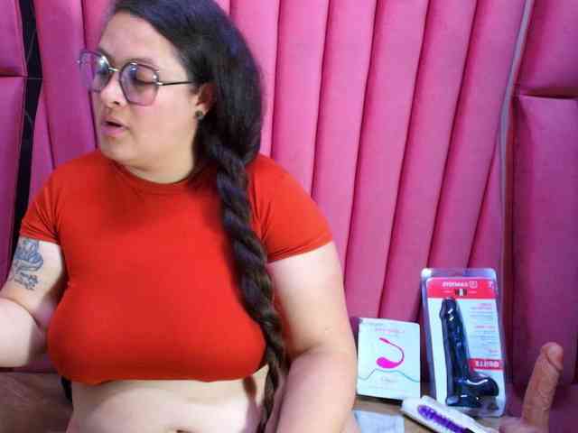 SaraThonson webcam