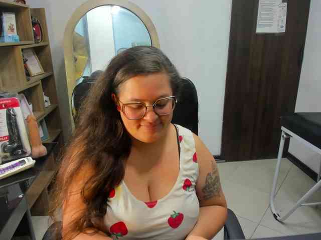 SaraThonson webcam