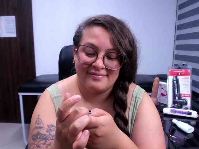 SaraThonson webcam