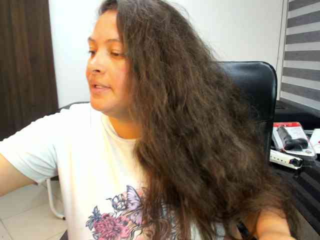 SaraThonson webcam