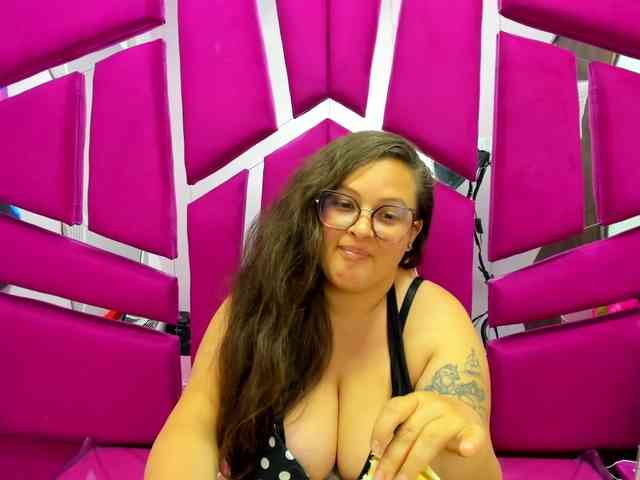 SaraThonson webcam