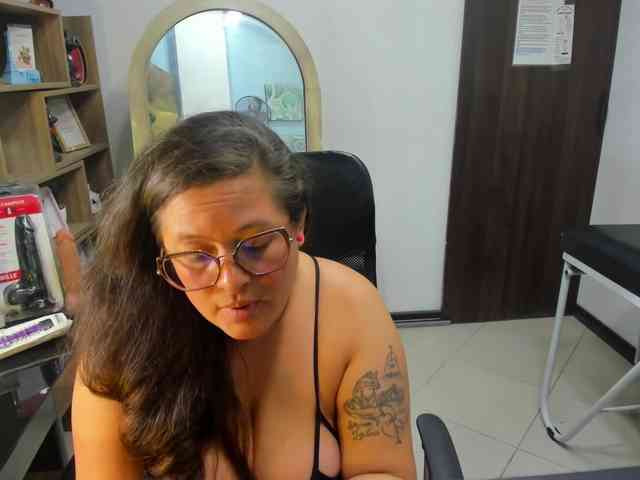 SaraThonson webcam
