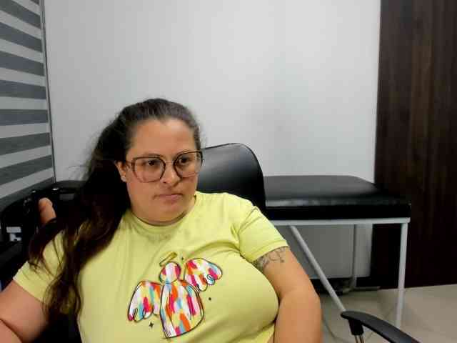 SaraThonson webcam