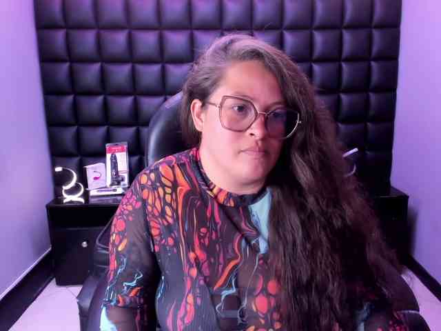 SaraThonson webcam