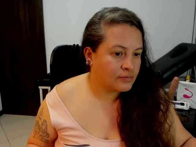 SaraThonson webcam