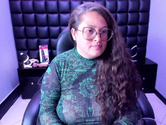 SaraThonson webcam