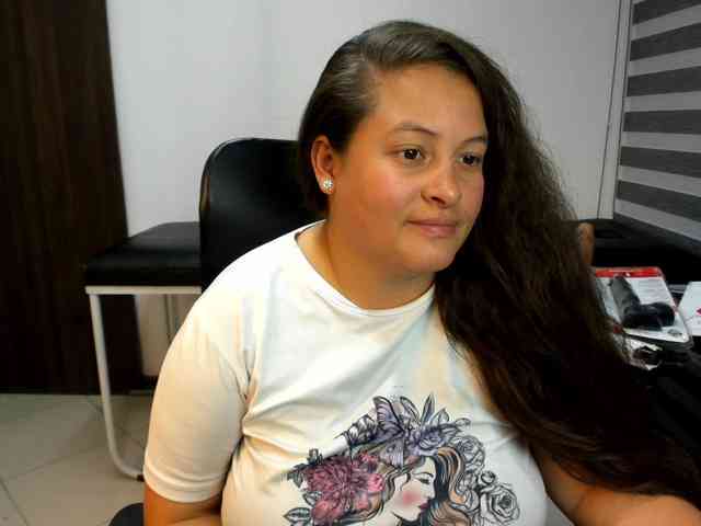 SaraThonson webcam