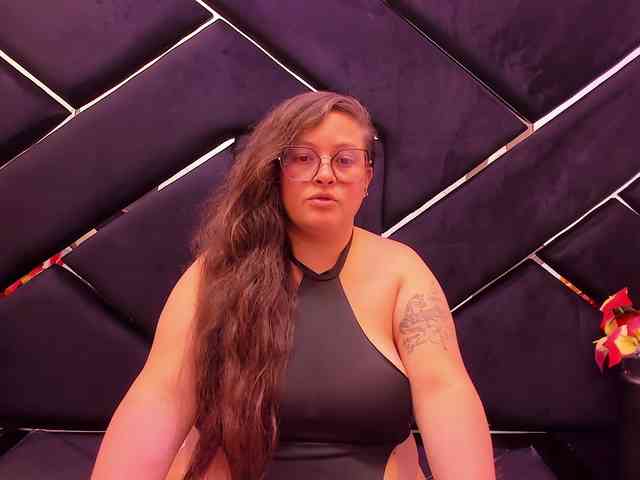 SaraThonson webcam