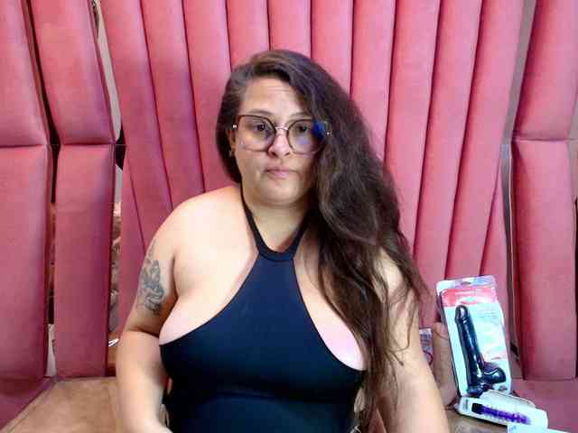 SaraThonson webcam