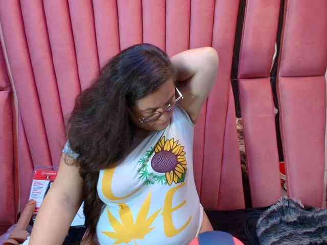 SaraThonson webcam