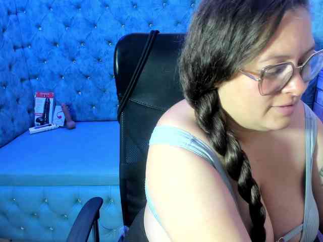 SaraThonson webcam