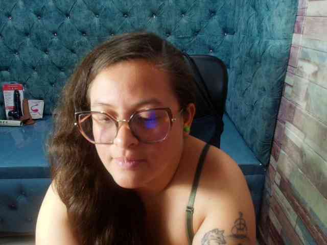 SaraThonson webcam
