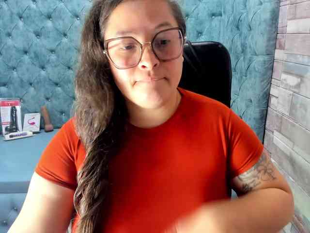 SaraThonson webcam