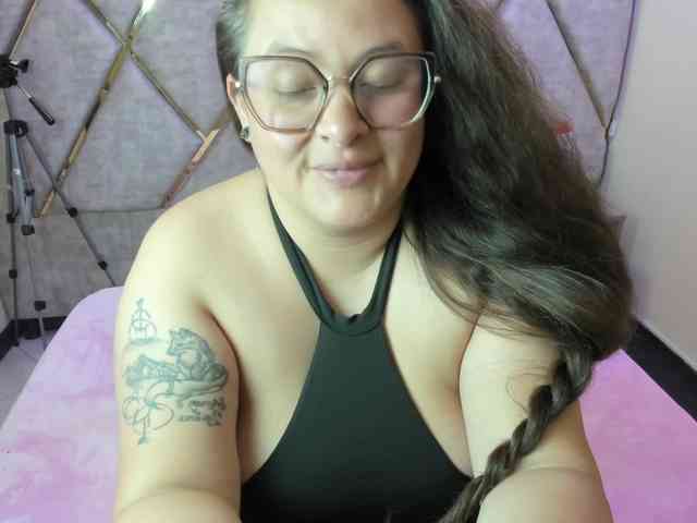 SaraThonson webcam