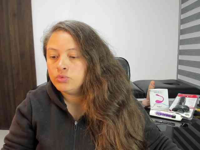 SaraThonson webcam