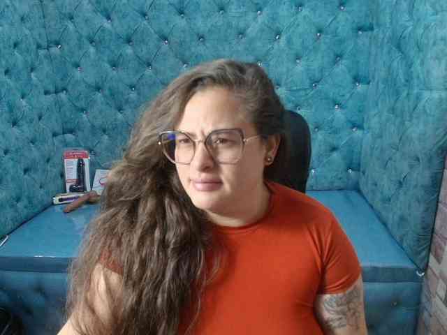 SaraThonson webcam