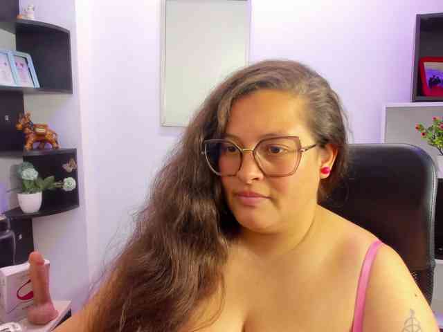 SaraThonson webcam