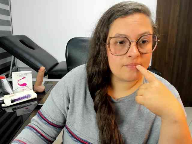 SaraThonson webcam