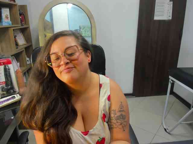 SaraThonson webcam