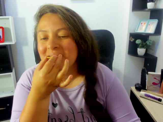 SaraThonson webcam