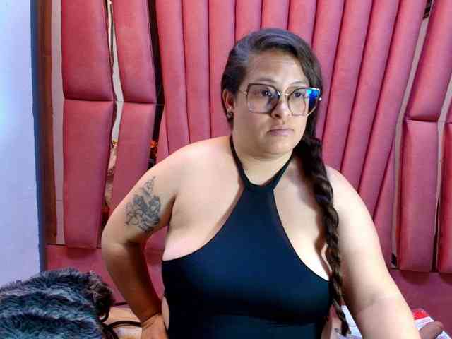 SaraThonson webcam