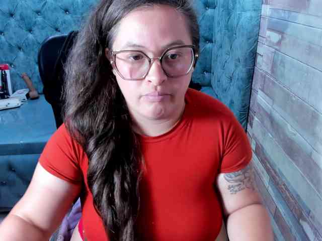 SaraThonson webcam