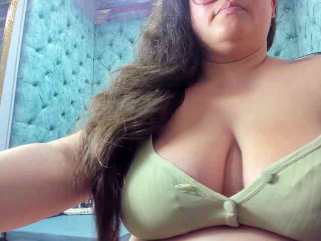 SaraThonson webcam