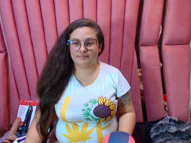 SaraThonson webcam