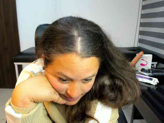 SaraThonson webcam