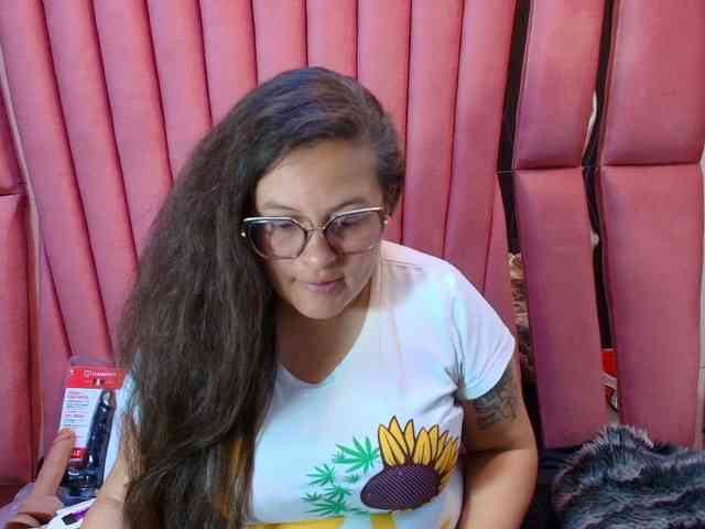 SaraThonson webcam
