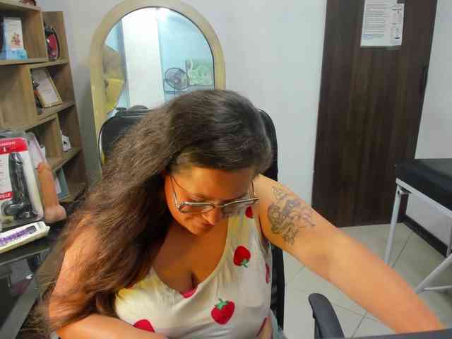 SaraThonson webcam