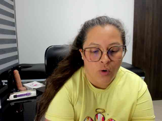 SaraThonson webcam
