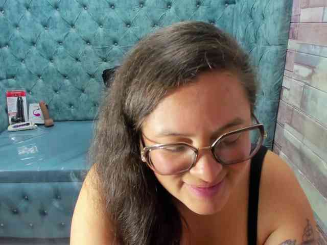 SaraThonson webcam