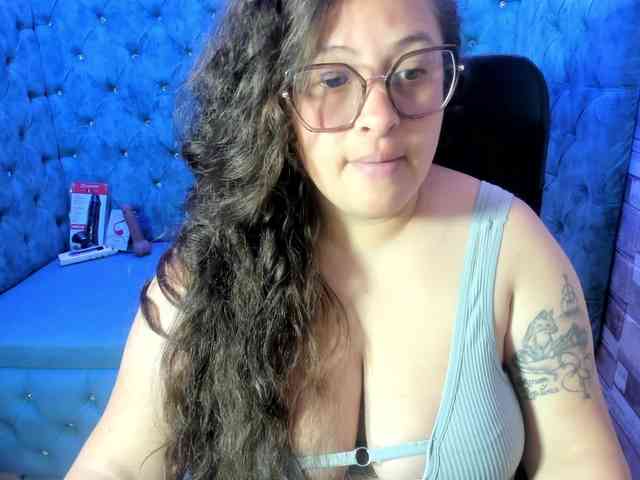 SaraThonson webcam