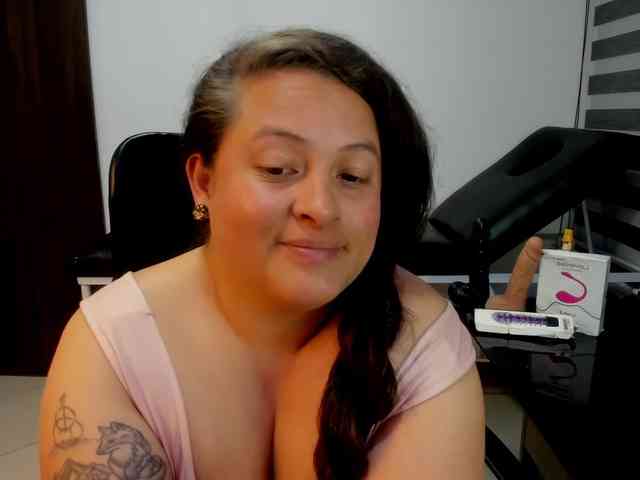 SaraThonson webcam