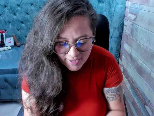 SaraThonson webcam